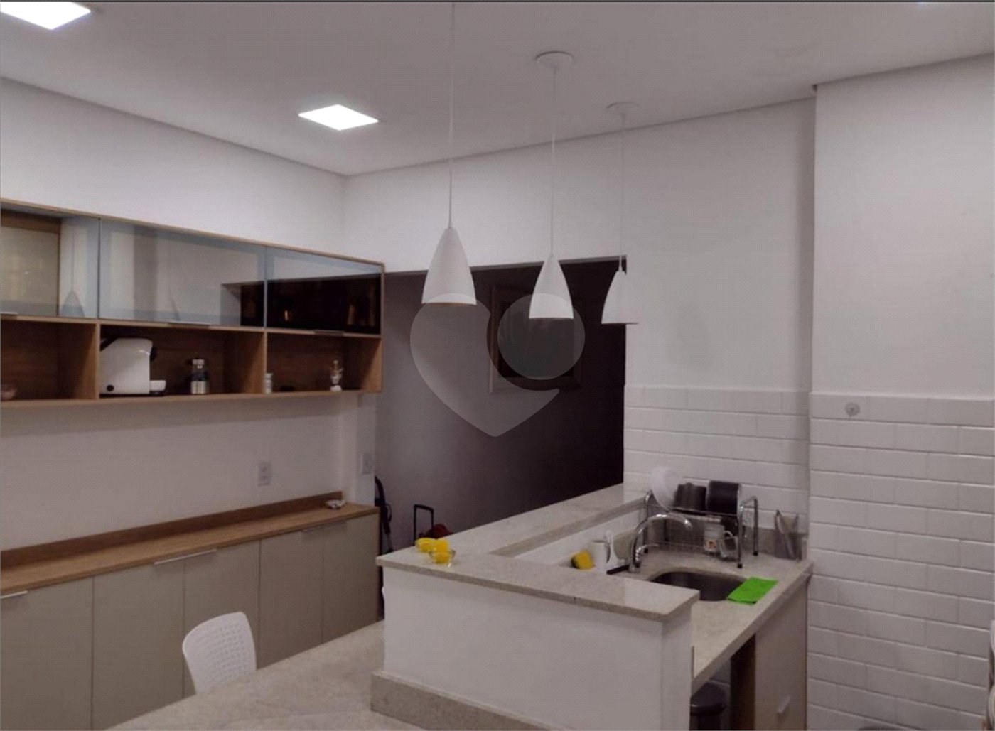 Casa à venda com 2 quartos, sendo 1 suíte, em Vila Anastácio, São Paulo, SP