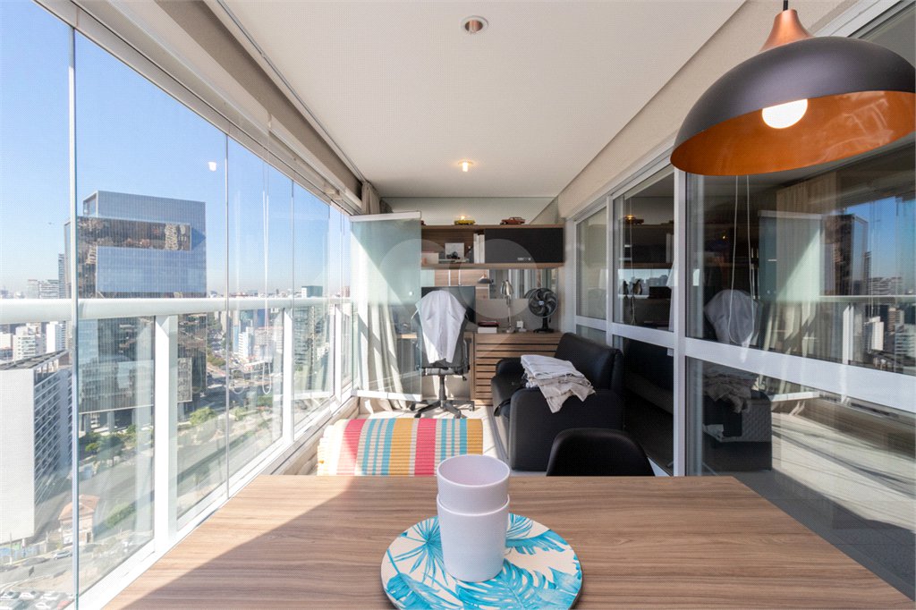 Apartamento à venda com 1 suíte em Pinheiros, São Paulo, SP