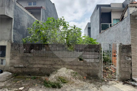 Terreno à venda em Jardim Quaresmeira, Suzano, SP