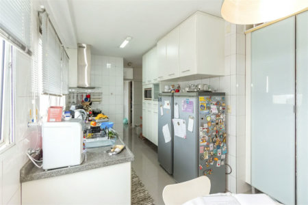 Apartamento à venda com 4 quartos, sendo 3 suítes, em Vila Andrade, São Paulo, SP
