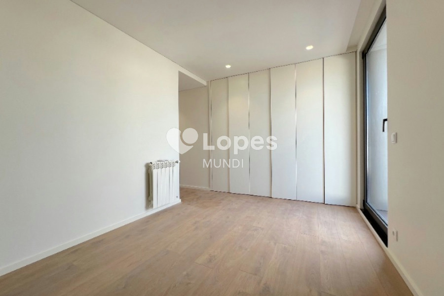 APARTAMENTO RESIDENCIAL em Porto - PT, Matosinhos