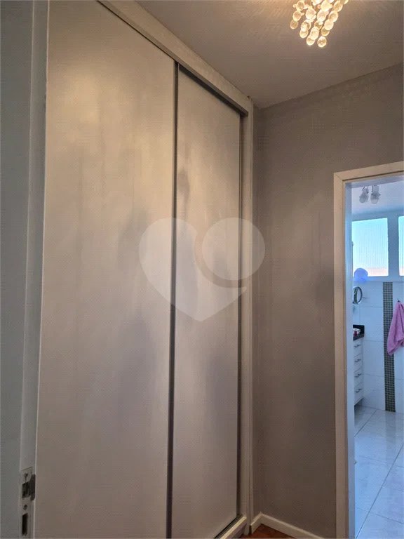 Apartamento à venda no Edifício Pedro Ometto, no coração de Piracicaba.