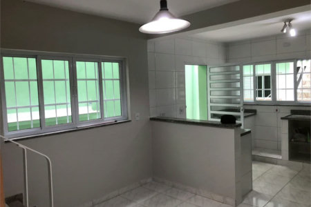Sobrado à venda com 3 quartos em Jardim Humaitá, São Paulo, SP