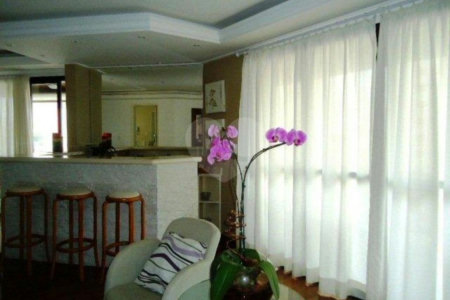 Apartamento à venda com 4 quartos, sendo 2 suítes, em Santa Teresinha, São Paulo, SP