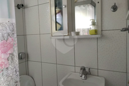 Casa à venda com 10 quartos, sendo 1 suíte, em Santa Teresinha, São Paulo, SP