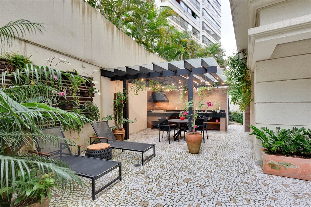 Apartamento à venda ou para alugar com 4 suítes em Granja Julieta, São Paulo, SP