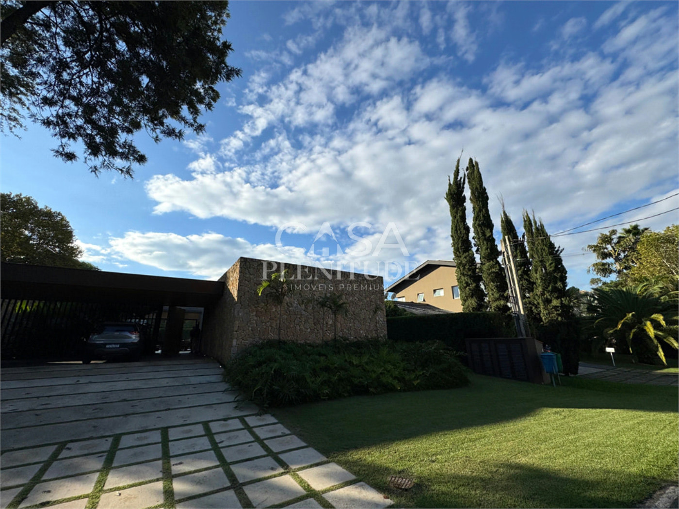Casa em condomínio à venda ou para alugar com 4 suítes em Chácara Santa Terezinha, Araçoiaba da Serra, SP