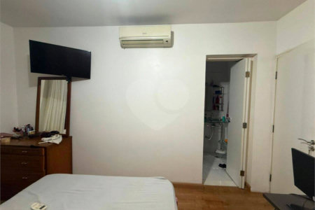 Casa à venda com 2 quartos, sendo 1 suíte, em Vila Maria Alta, São Paulo, SP