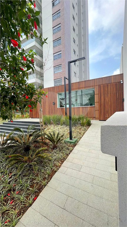 Apartamento à venda com 3 suítes em Vila Sofia, São Paulo, SP