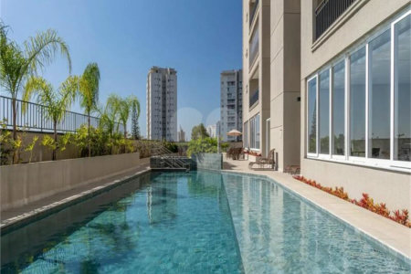 Apartamento à venda com 4 quartos, sendo 3 suítes,  no Centro, Diadema, SP