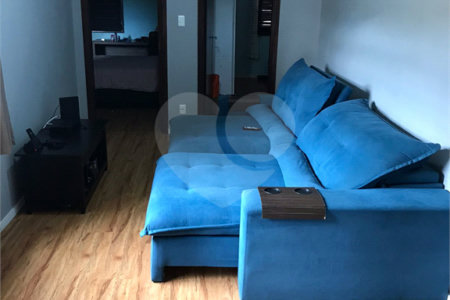 Sobrado à venda com 3 suítes em Vila Oliveira, Mogi das Cruzes, SP