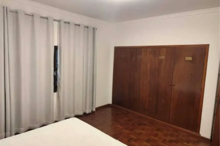 Sobrado à venda com 4 quartos, sendo 2 suítes,  em Lapa, São Paulo, SP