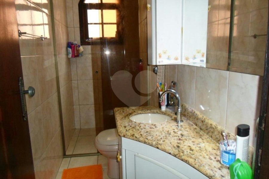 Sobrado à venda com 3 suítes em Vila Galvão, Guarulhos, SP