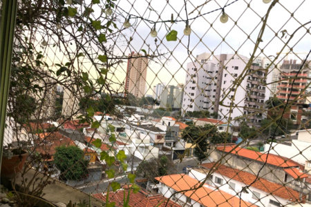 Apartamento à venda ou para alugar com 3 quartos, sendo 1 suíte, em Alto da Lapa, São Paulo, SP