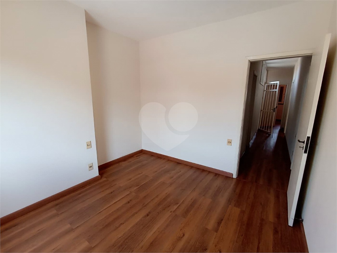 Casa para alugar com 4 quartos, sendo 1 suíte, no Centro, Itapetininga, SP