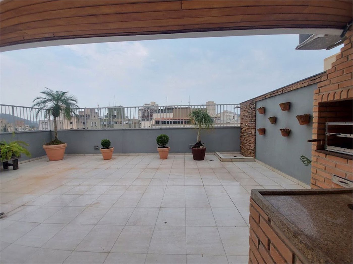 Apartamento Residencial à venda, Balneário Cidade Atlântica, Guarujá - AP1193.