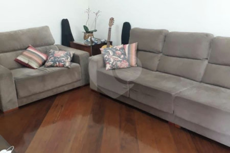 Sobrado à venda com 3 suítes em Santa Teresinha, São Paulo, SP