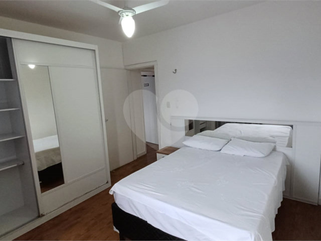 Apartamento à venda com 2 quartos em Santo Amaro, São Paulo, SP