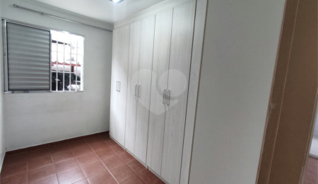 Apartamento à venda com 2 quartos em Vila Constança, São Paulo, SP