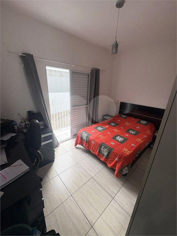 Casa à venda com 2 quartos no condomínio Carvalho Lagares, Poá - SP