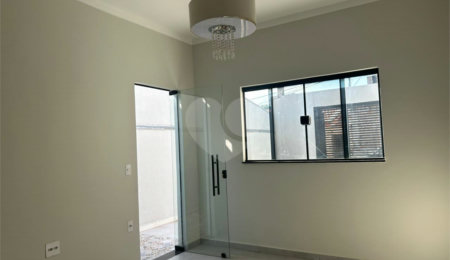 Casa à venda com 2 quartos, sendo 1 suíte,  em Vila Santana, Itapetininga, SP