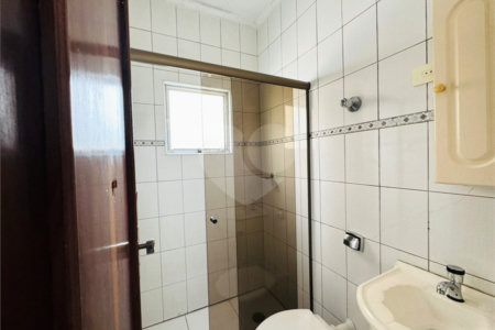 Casa à venda com 3 quartos, sendo 1 suíte,  em Vila Leonor, Guarulhos, SP
