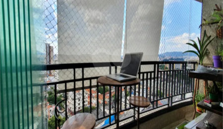 Apartamento à venda com 2 quartos, sendo 1 suíte, em Água Branca, São Paulo, SP