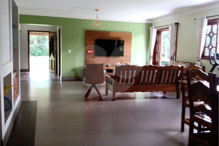Casa de Vila à venda com 4 suítes em Guarapiranga, São Paulo, SP
