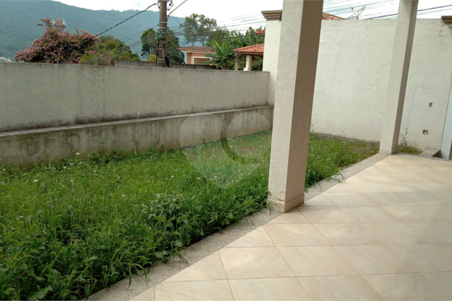 Casa à venda com 5 quartos, sendo 3 suítes,  em Serra da Cantareira, Mairiporã, SP