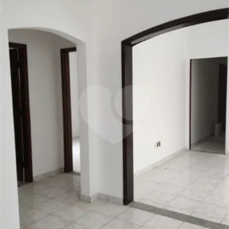 Casa à venda com 3 quartos, sendo 1 suíte,  no Centro, São José dos Campos, SP