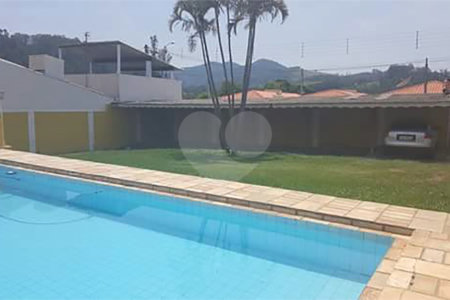 Casa à venda com 4 quartos no Centro, Piracaia, SP