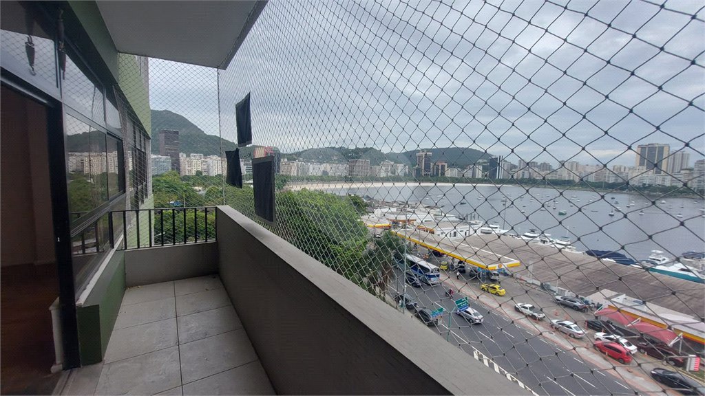 Apartamento à venda com 3 quartos, sendo 1 suíte, em Botafogo, Rio de Janeiro, RJ