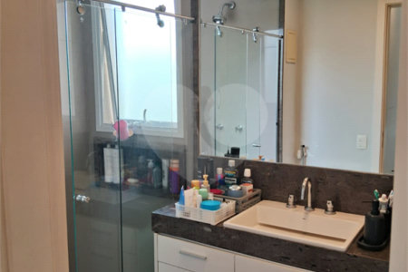 Apartamento à venda com 3 suítes em Paraíso do Morumbi, São Paulo, SP