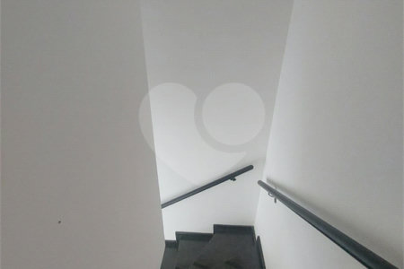 Sobrado à venda com 3 quartos, sendo 1 suíte, em Vila Carrão, São Paulo, SP