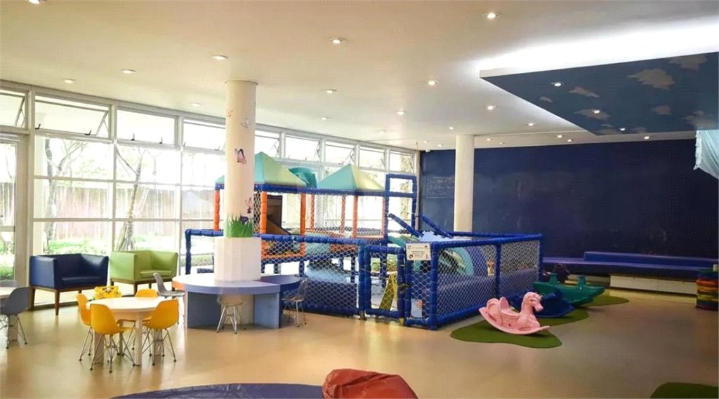 Cobertura à venda com 3 quartos, sendo 2 suítes,  em Paraíso do Morumbi, São Paulo, SP