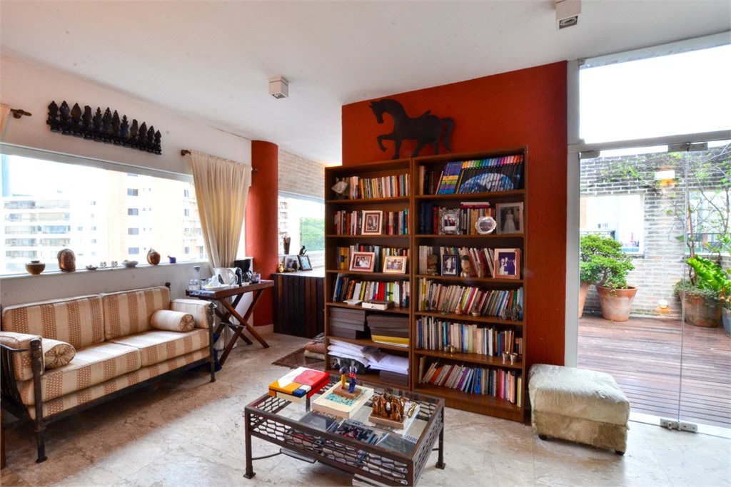 Cobertura à venda com 4 suítes em Vila Suzana, São Paulo, SP