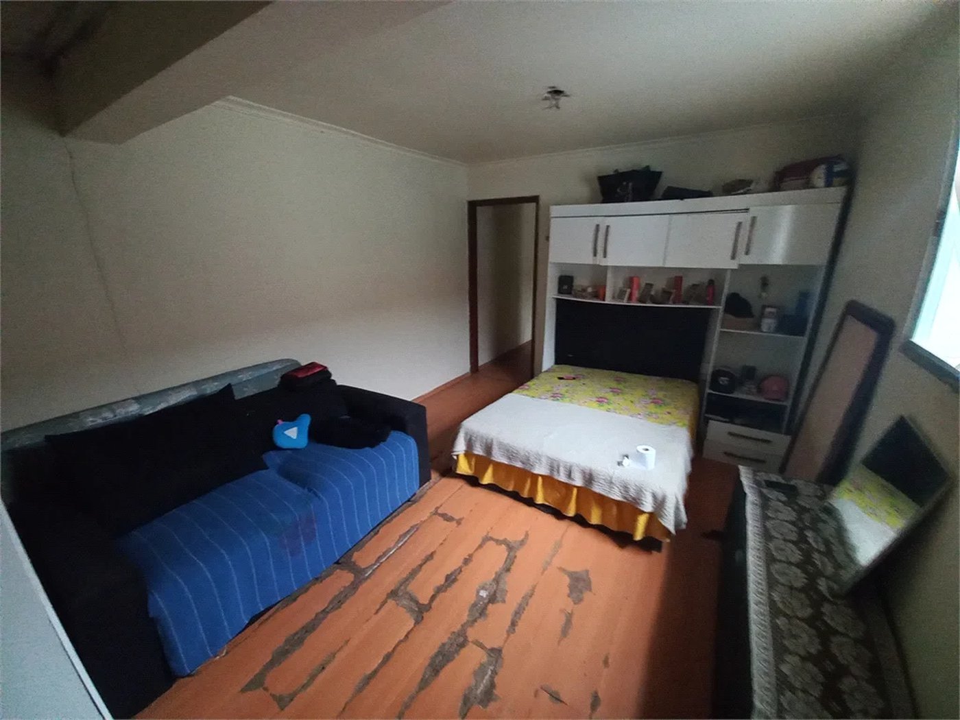 Sobrado à venda com 3 quartos, sendo 1 suíte,  em Jardim Helga, São Paulo, SP