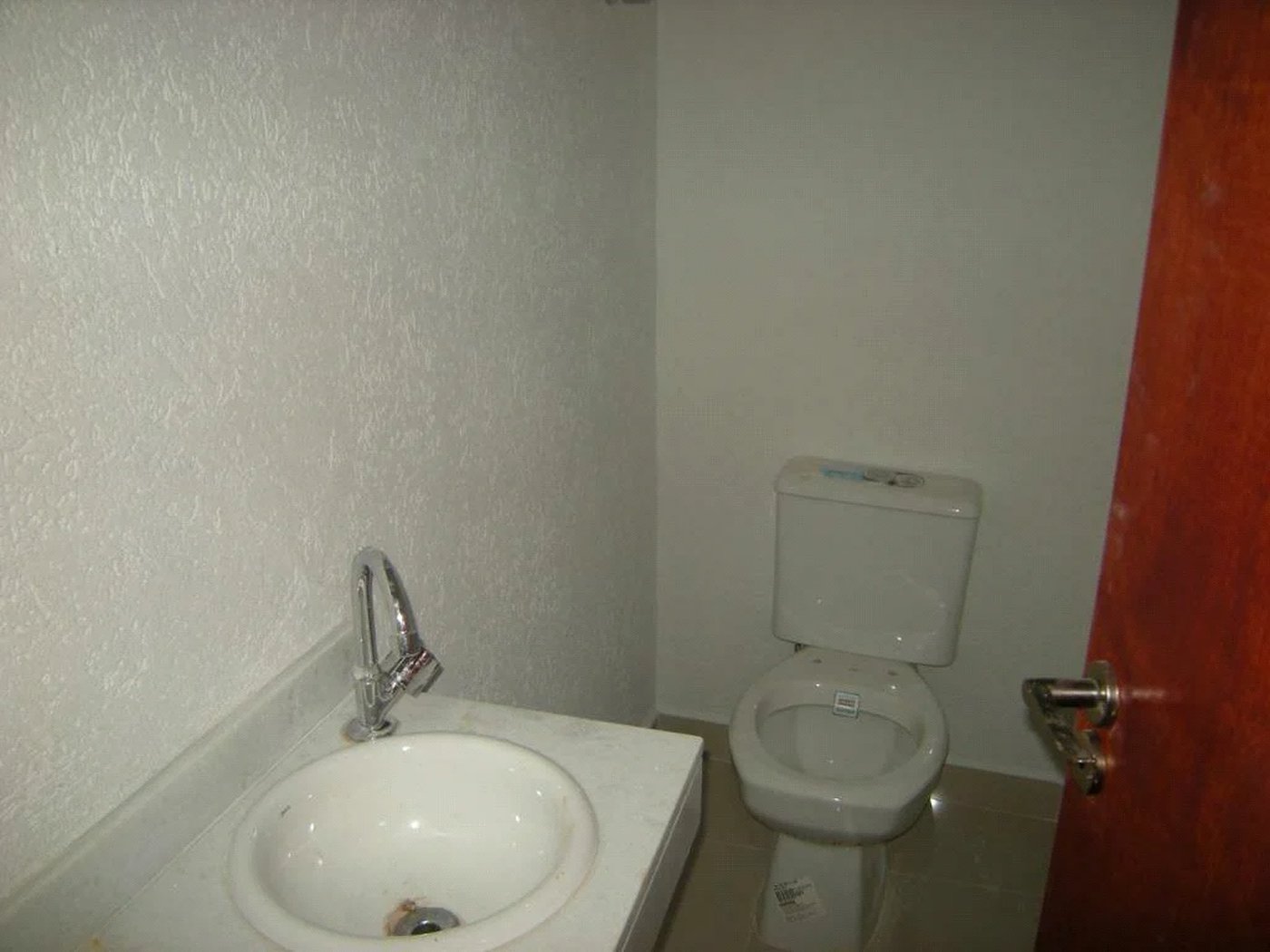 Casa à venda com 2 suítes em Jardim Odete, São Paulo, SP