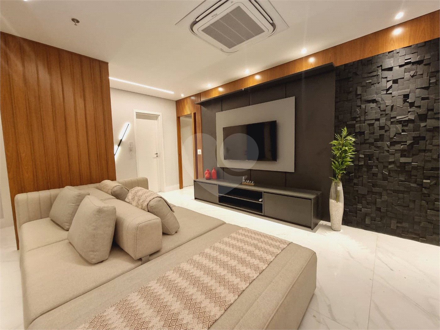 Apartamento à venda com 3 suítes em Jardim das Acácias, São Paulo, SP