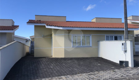 Casa em condomínio à venda com 3 quartos, sendo 1 suíte, em Jardim São Marcos, Bom Jesus dos Perdões, SP