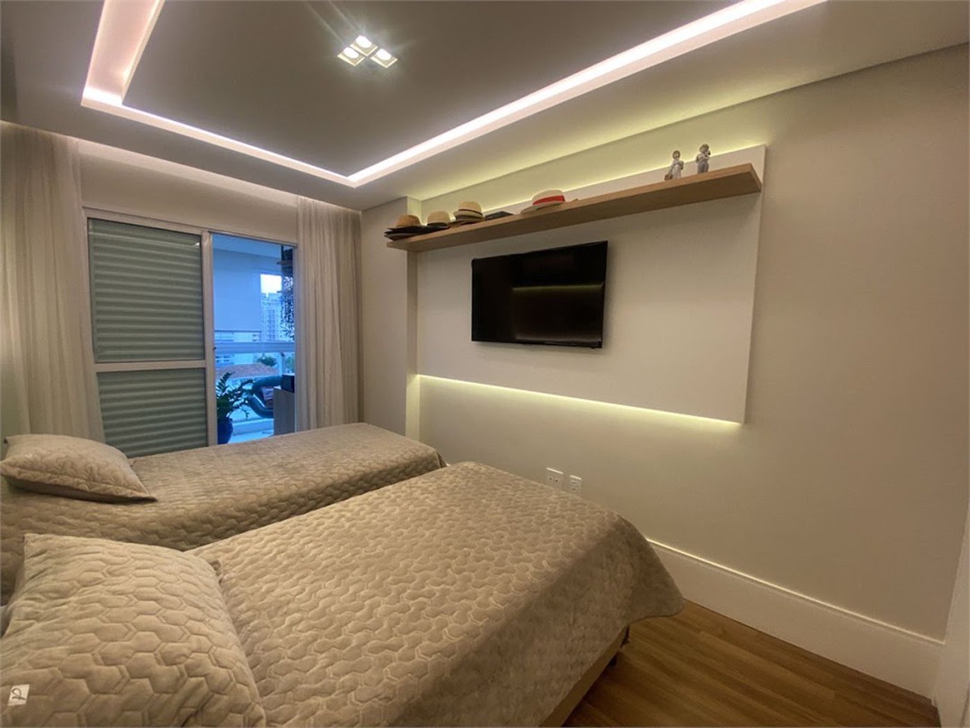Apartamento Residencial à venda, Embaré, Santos - AP0945.