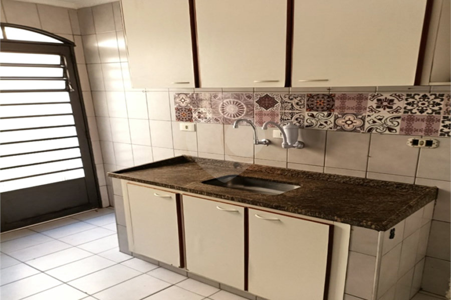 Sobrado à venda com 4 quartos, sendo 1 suíte, em Vila Nova Mazzei, São Paulo, SP