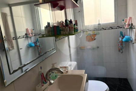 Casa à venda com 3 quartos, sendo 1 suíte, no condomínio Villagio Vicino, São Paulo - SP