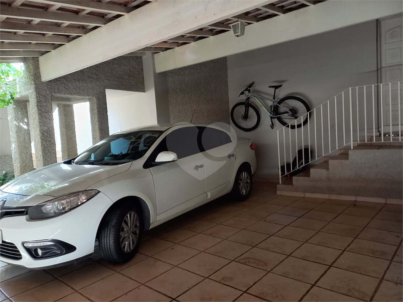 Casa à venda com 3 quartos, sendo 1 suíte, em Santa Luzia, Bragança Paulista, SP