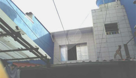 Casa à venda com 2 quartos, sendo 1 suíte, em Vila Dom Pedro I, São Paulo, SP