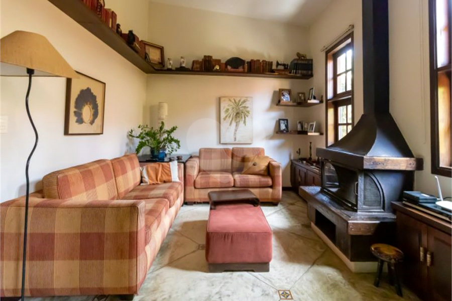 Casa à venda ou para alugar com 4 quartos, sendo 3 suítes, em Lapa, São Paulo, SP