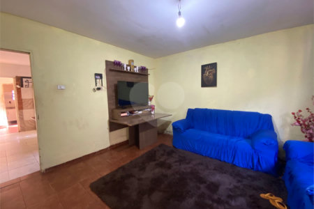 Casa à venda com 3 quartos em Vila Áurea, Ponta Porã, MS