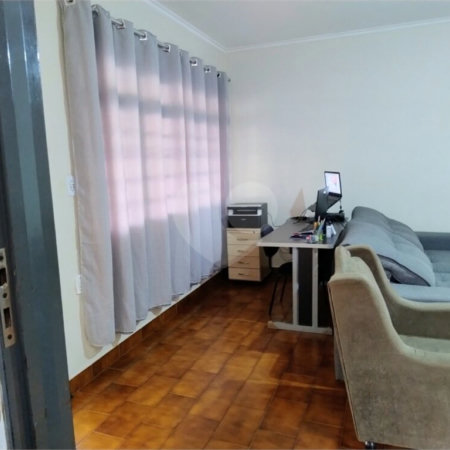 Casa à venda com 3 quartos, sendo 1 suíte, em Vila Mariana, Ribeirão Preto, SP