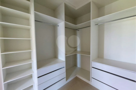 Casa à venda com 3 suítes no condomínio Villaggio Di Napoli Valinhos, Valinhos - SP