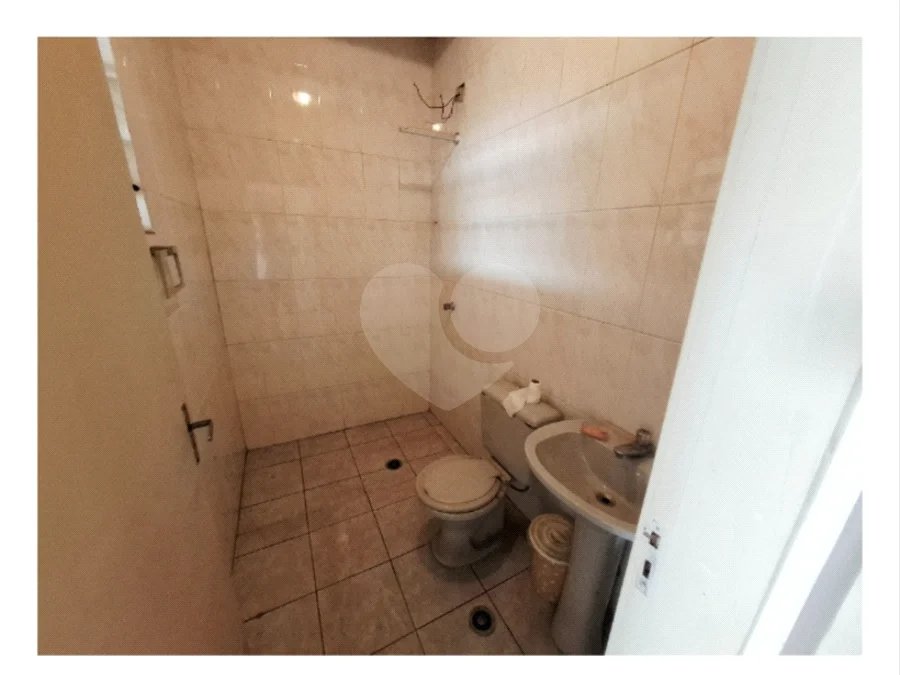 Sobrado à venda com 4 quartos, sendo 1 suíte, em Jardim Bonfiglioli, São Paulo, SP